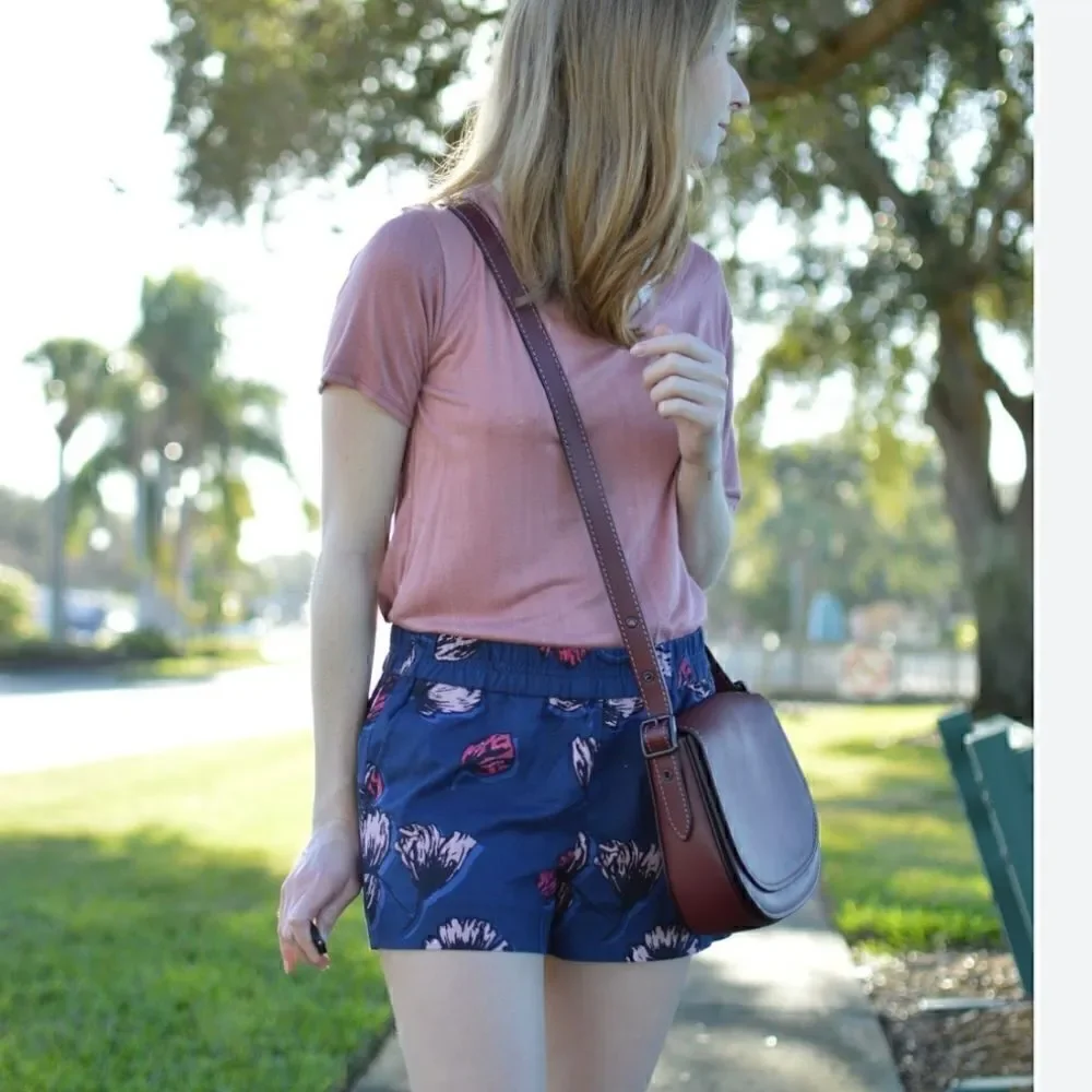 J. Crew Boardwalk Blue Floral Pull on Shorts size 0